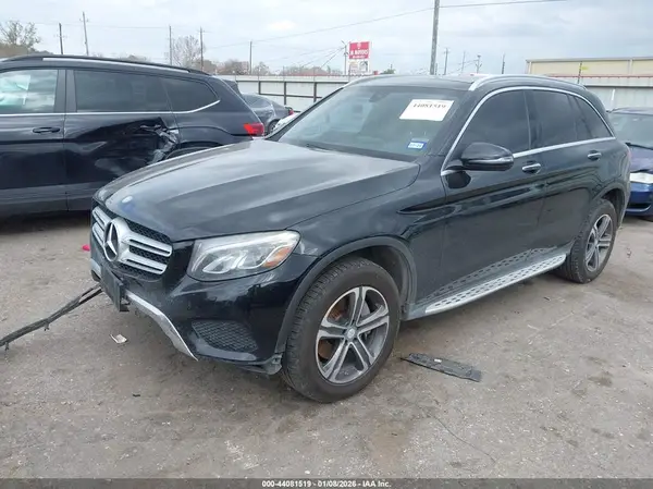 WDC0G4KB9HF146921 2017 MERCEDES-BENZ GLC - Image 2