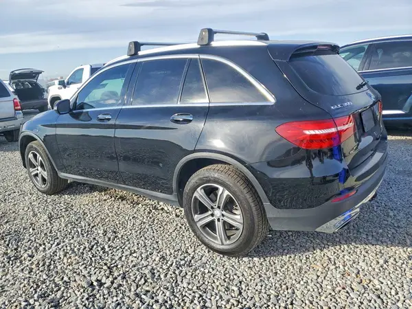 WDC0G4KB9HF150239 2017 MERCEDES-BENZ GLC - Image 2