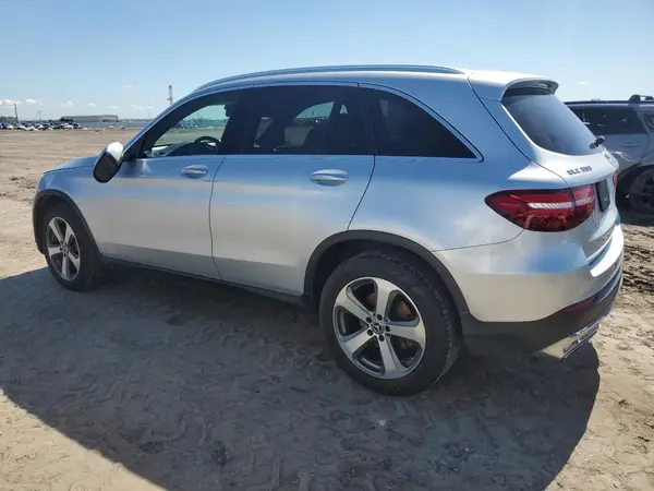 WDC0G4KB9HF242595 2017 MERCEDES-BENZ GLC - Image 2