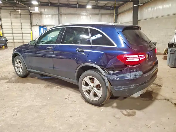 WDC0G4KB9HF249045 2017 MERCEDES-BENZ GLC - Image 2
