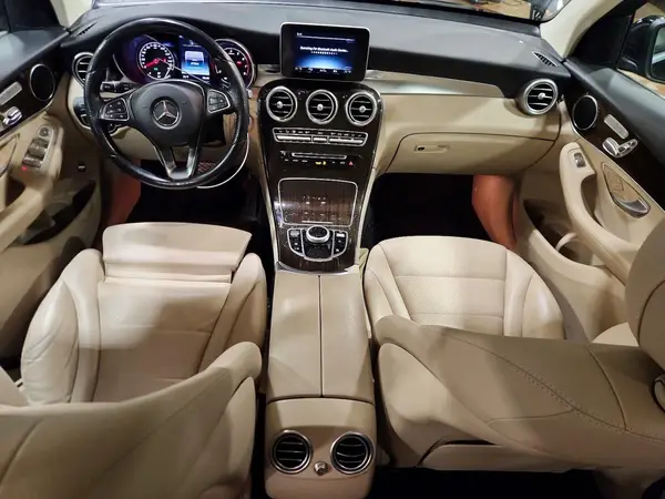 WDC0G4KB9HV004249 2017 MERCEDES-BENZ GLC - Image 8