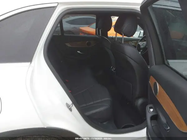 WDC0G4KB9HV012660 2017 MERCEDES-BENZ GLC - Image 8