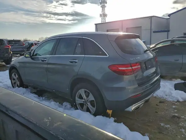 WDC0G4KB9JF304311 2018 MERCEDES-BENZ GLC - Image 2