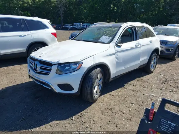 WDC0G4KB9JF402156 2018 MERCEDES-BENZ GLC - Image 2
