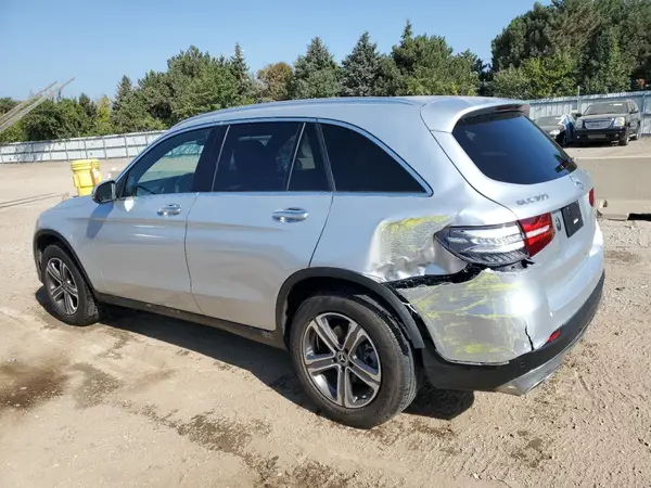 WDC0G4KB9JV018965 2018 MERCEDES-BENZ GLC - Image 2