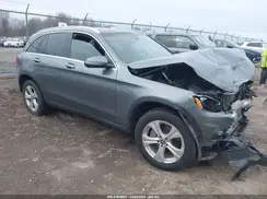 WDC0G4KB9JV020215 2018 MERCEDES-BENZ GLC