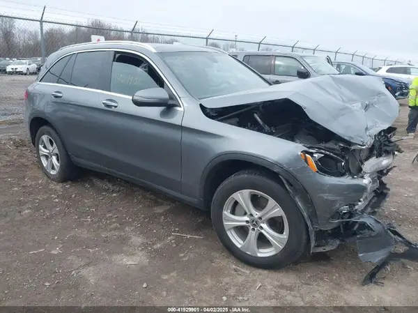WDC0G4KB9JV020215 2018 MERCEDES-BENZ GLC - Image 1