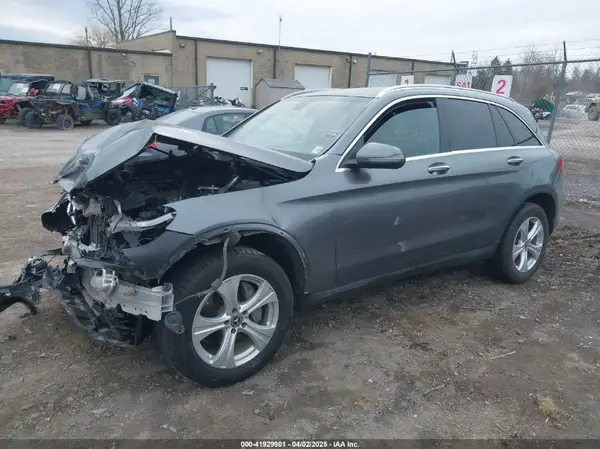 WDC0G4KB9JV020215 2018 MERCEDES-BENZ GLC - Image 2