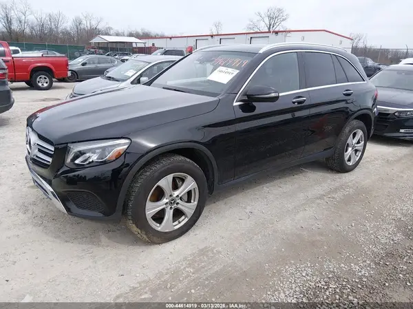 WDC0G4KB9JV024572 2018 MERCEDES-BENZ GLC - Image 2