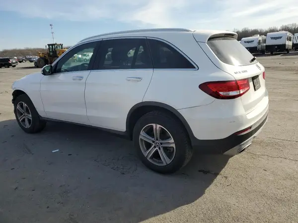 WDC0G4KB9JV027925 2018 MERCEDES-BENZ GLC - Image 2
