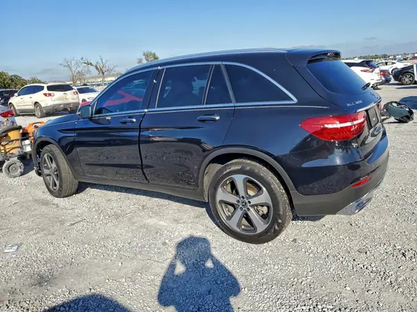 WDC0G4KB9JV032879 2018 MERCEDES-BENZ GLC - Image 2