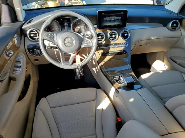 WDC0G4KB9JV032879 2018 MERCEDES-BENZ GLC - Image 8