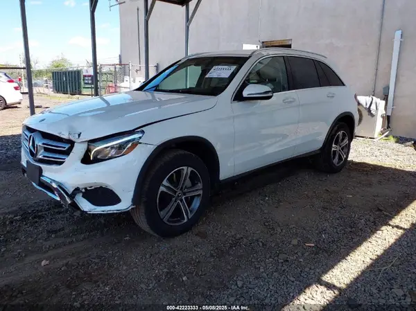 WDC0G4KB9JV046720 2018 MERCEDES-BENZ GLC - Image 2