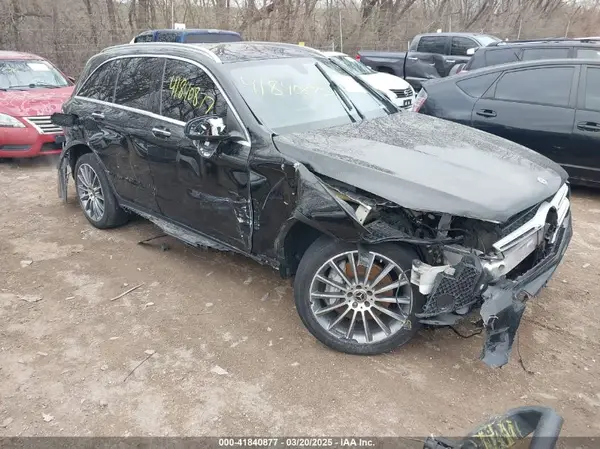 WDC0G4KB9JV065333 2018 MERCEDES-BENZ GLC - Image 1