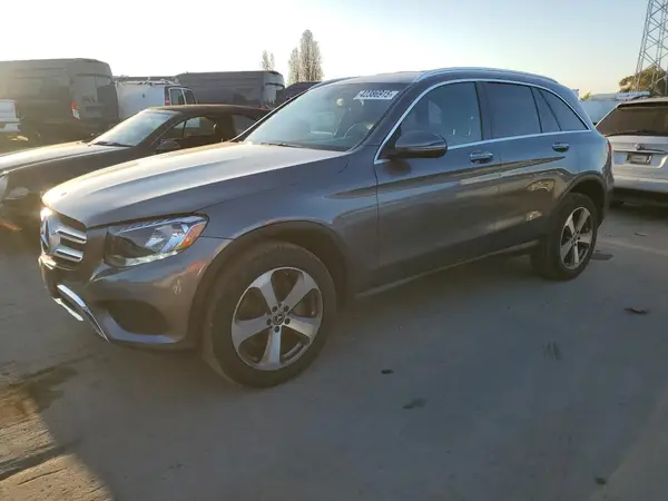WDC0G4KB9JV073562 2018 MERCEDES-BENZ GLC - Image 1