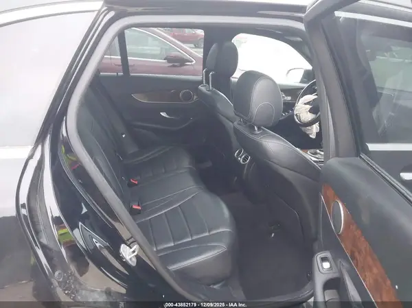 WDC0G4KB9JV084836 2018 MERCEDES-BENZ GLC - Image 8