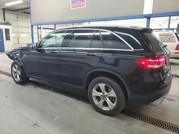 WDC0G4KB9JV086344 2018 MERCEDES-BENZ GLC - Image 2