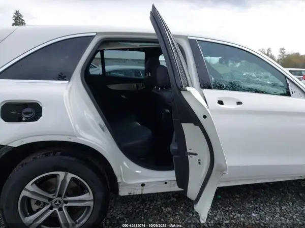 WDC0G4KB9KF504655 2019 MERCEDES-BENZ GLC - Image 8