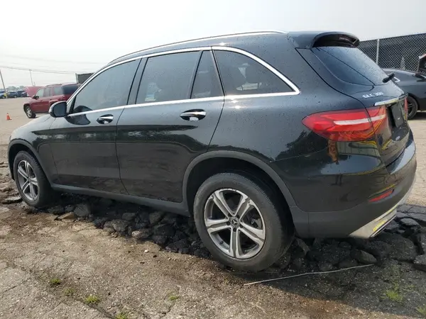 WDC0G4KB9KF639845 2019 MERCEDES-BENZ GLC - Image 2