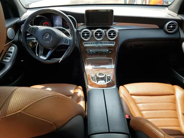WDC0G4KB9KF639845 2019 MERCEDES-BENZ GLC - Image 8