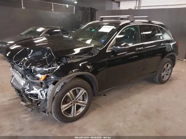WDC0G4KB9KV123460 2019 MERCEDES-BENZ GLC - Image 2