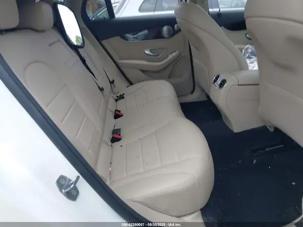 WDC0G4KB9KV175364 2019 MERCEDES-BENZ GLC - Image 8
