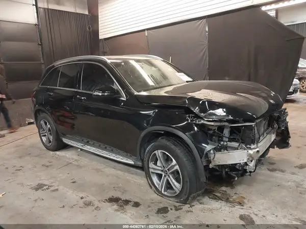 WDC0G4KB9KV190379 2019 MERCEDES-BENZ GLC - Image 1