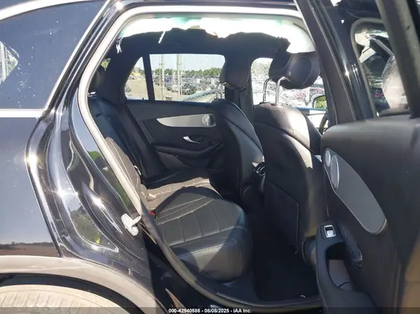 WDC0G4KB9KV193959 2019 MERCEDES-BENZ GLC - Image 8