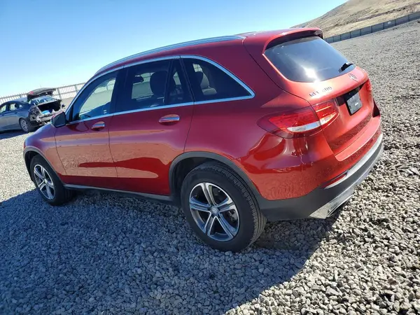 WDC0G4KBXGF016791 2016 MERCEDES-BENZ GLC - Image 2