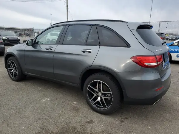 WDC0G4KBXGF050195 2016 MERCEDES-BENZ GLC - Image 2