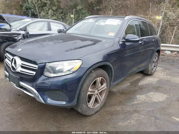 WDC0G4KBXGF053288 2016 MERCEDES-BENZ GLC - Image 2