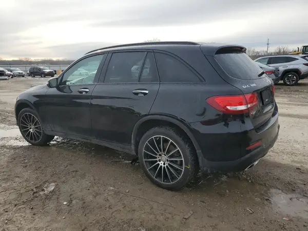 WDC0G4KBXGF073878 2016 MERCEDES-BENZ GLC - Image 2