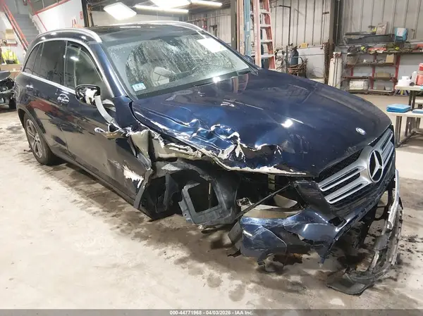 WDC0G4KBXGF086307 2016 MERCEDES-BENZ GLC - Image 1