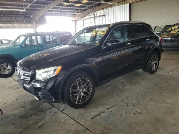 WDC0G4KBXGF090583 2016 MERCEDES-BENZ GLC - Image 1