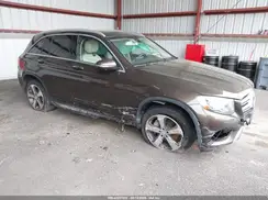 WDC0G4KBXHF124040 2017 MERCEDES-BENZ GLC