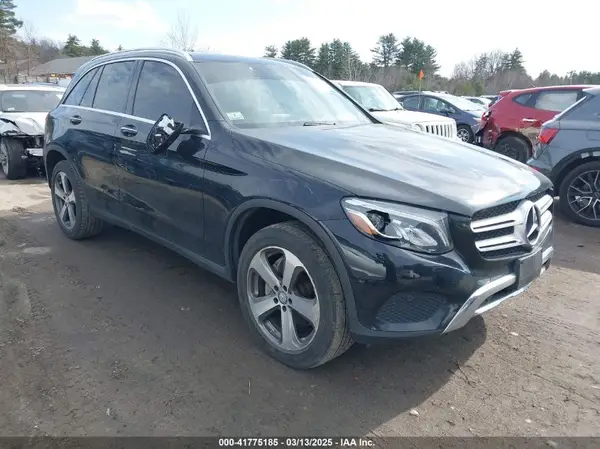 WDC0G4KBXHF130050 2017 MERCEDES-BENZ GLC - Image 1