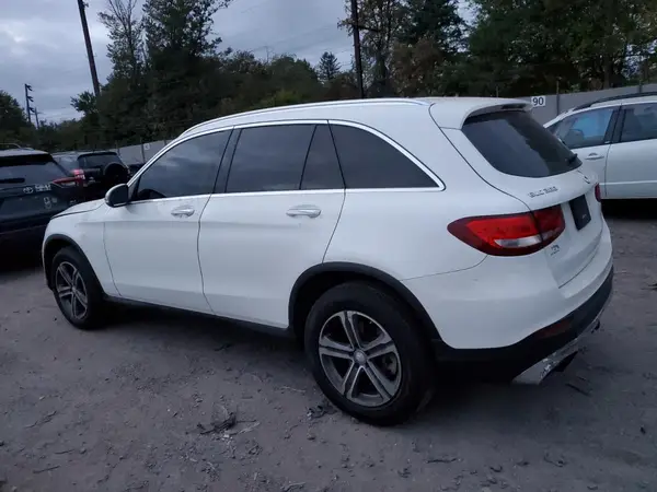 WDC0G4KBXHF152064 2017 MERCEDES-BENZ GLC - Image 2