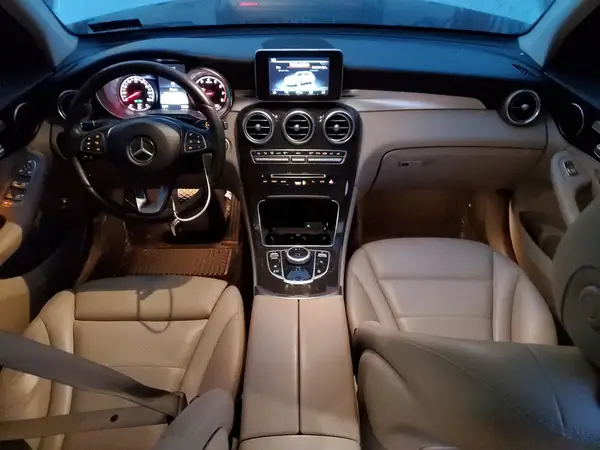 WDC0G4KBXHF152064 2017 MERCEDES-BENZ GLC - Image 8