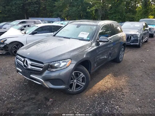 WDC0G4KBXHF166000 2017 MERCEDES-BENZ GLC - Image 2