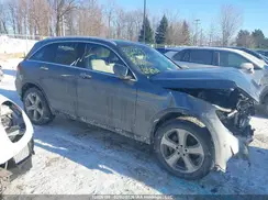 WDC0G4KBXHF230942 2017 MERCEDES-BENZ GLC
