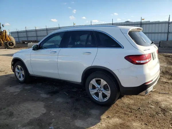 WDC0G4KBXHF254156 2017 MERCEDES-BENZ GLC - Image 2