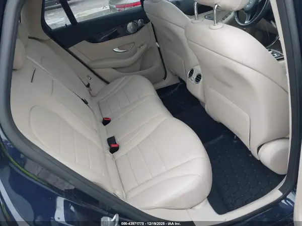 WDC0G4KBXHV004891 2017 MERCEDES-BENZ GLC - Image 8