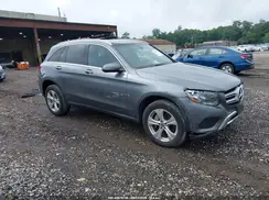 WDC0G4KBXHV007211 2017 MERCEDES-BENZ GLC