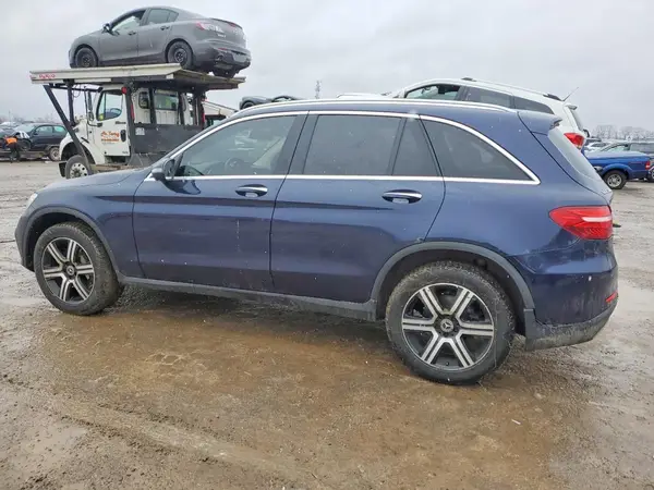 WDC0G4KBXJV058570 2018 MERCEDES-BENZ GLC - Image 2