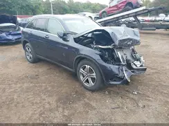 WDC0G4KBXK1001858 2019 MERCEDES-BENZ GLC