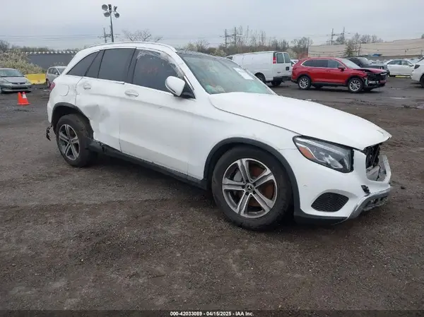 WDC0G4KBXKF640437 2019 MERCEDES-BENZ GLC