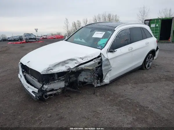 WDC0G4KBXKF640437 2019 MERCEDES-BENZ GLC - Image 2
