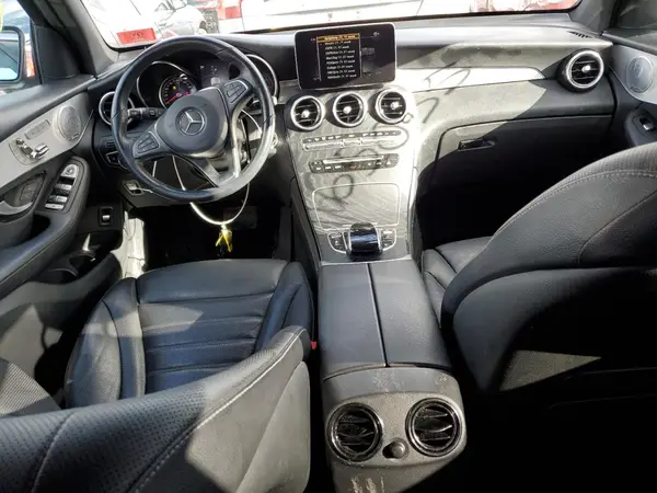 WDC0G4KBXKV151641 2019 MERCEDES-BENZ GLC - Image 8
