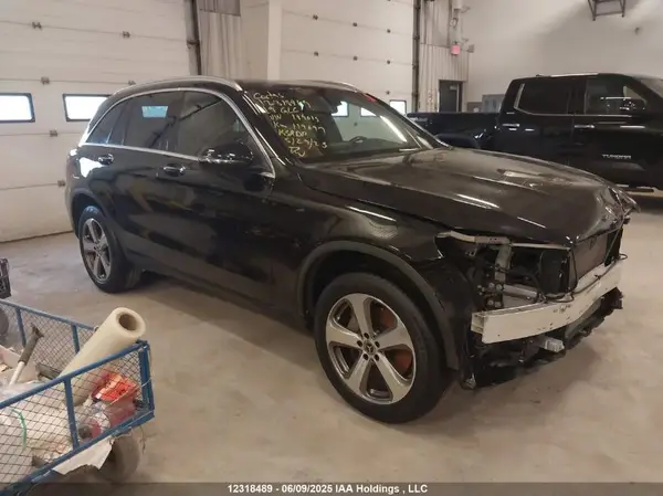 WDC0G4KBXKV189015 2019 MERCEDES-BENZ GLC - Image 1