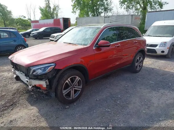 WDC0G5EB0JF462750 2018 MERCEDES-BENZ GLC - Image 2